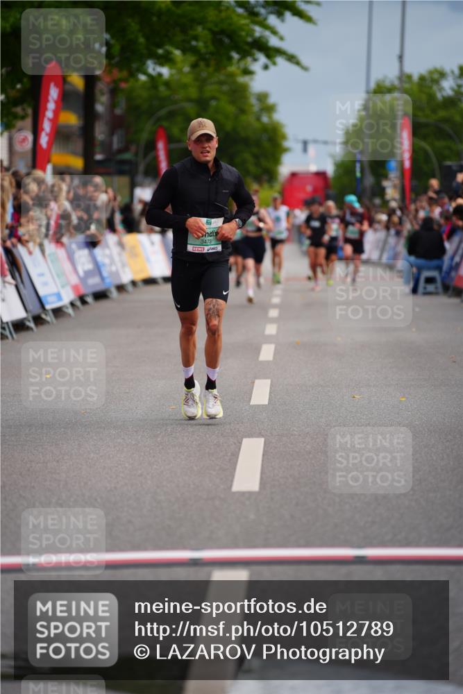 20.09.2026 - PSD Bank Halbmarathon LAZAROV Photography http://msf.ph/oto/10512789 20.09.2026 11:50:57 Ziel 3323, 3356, 3473, 3858, 4535 meine-sportfotos.de