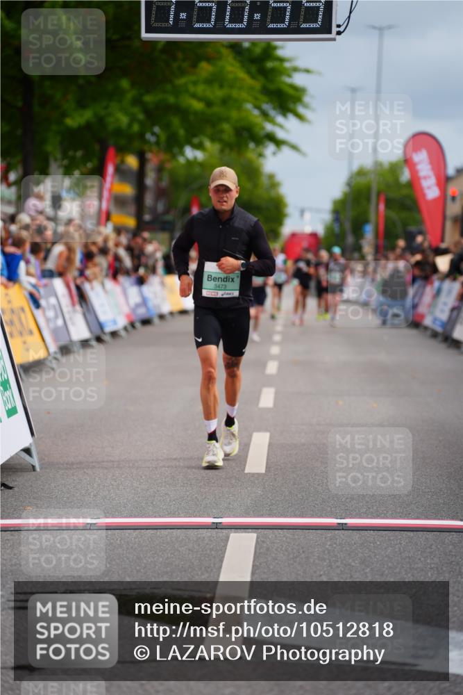 20.09.2026 - PSD Bank Halbmarathon LAZAROV Photography http://msf.ph/oto/10512818 20.09.2026 11:50:58 Ziel 3323, 3356, 3473, 3858, 4535 meine-sportfotos.de
