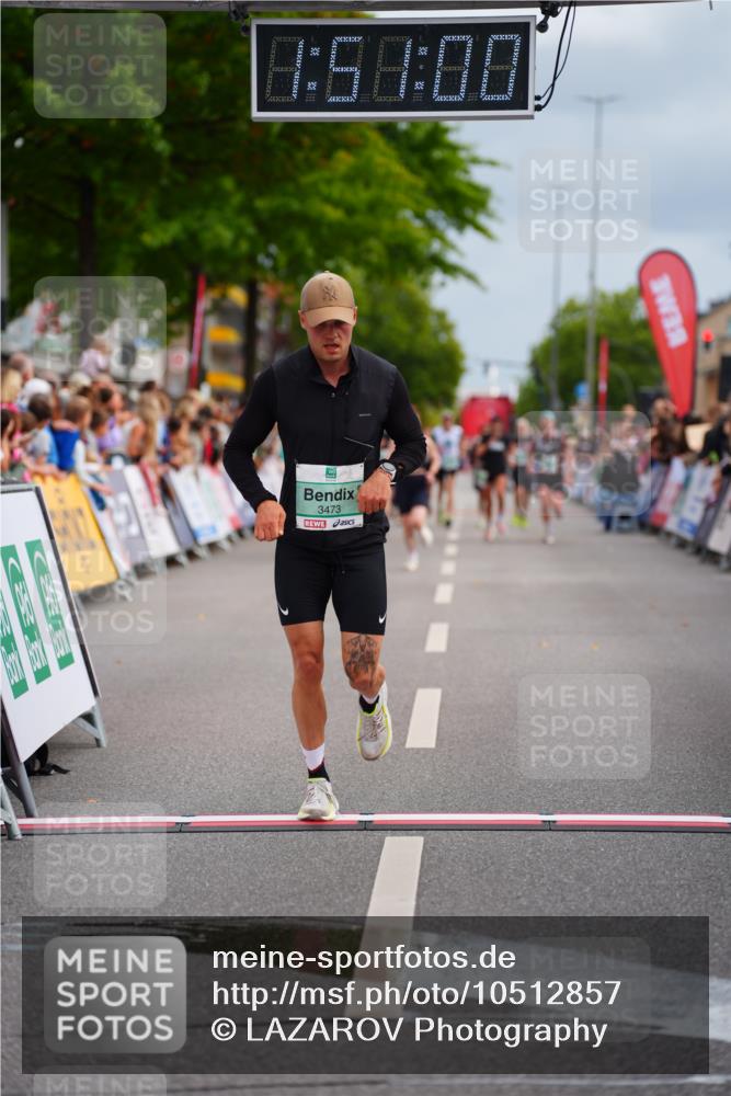 20.09.2026 - PSD Bank Halbmarathon LAZAROV Photography http://msf.ph/oto/10512857 20.09.2026 11:50:59 Ziel 3323, 3356, 3473, 3858, 4535 meine-sportfotos.de
