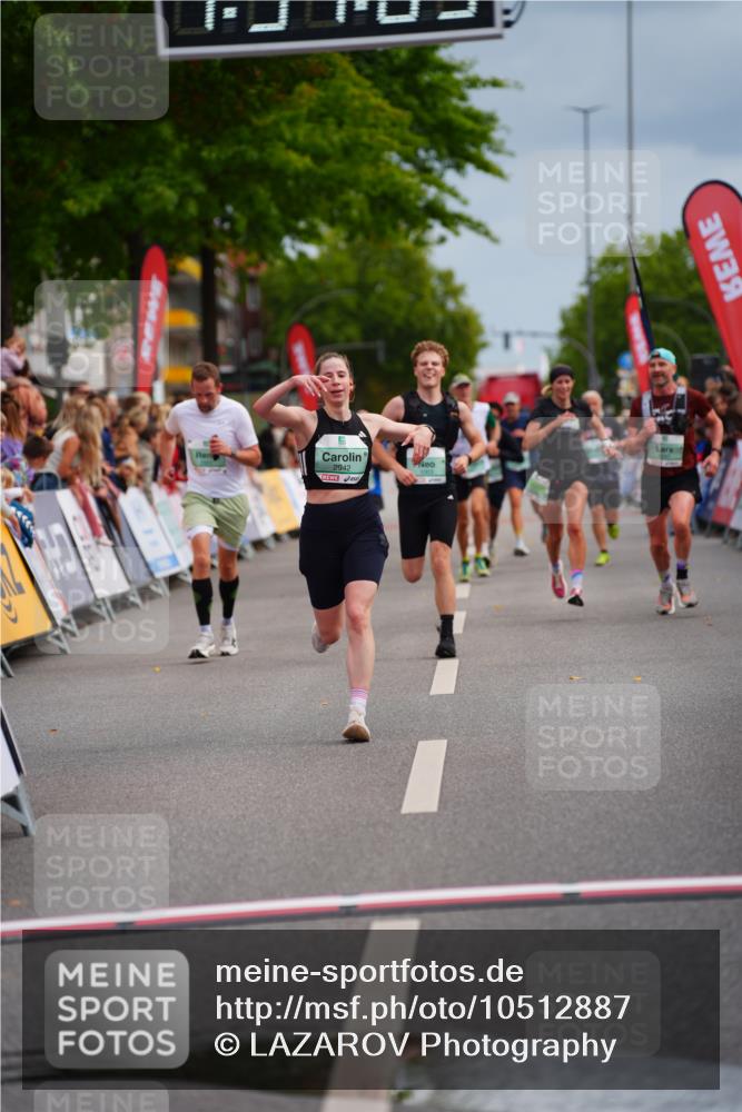 20.09.2026 - PSD Bank Halbmarathon LAZAROV Photography http://msf.ph/oto/10512887 20.09.2026 11:51:03 Ziel 1003, 2249, 2942, 2957, 3473 meine-sportfotos.de