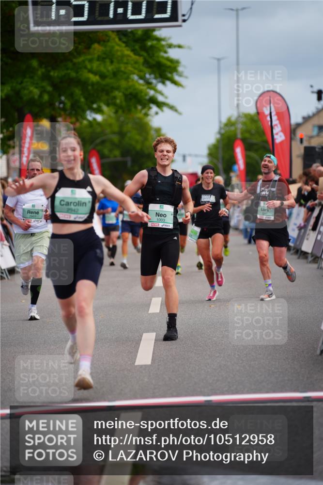 20.09.2026 - PSD Bank Halbmarathon LAZAROV Photography http://msf.ph/oto/10512958 20.09.2026 11:51:04 Ziel 1003, 2249, 2942, 2957, 3473, 4101 meine-sportfotos.de