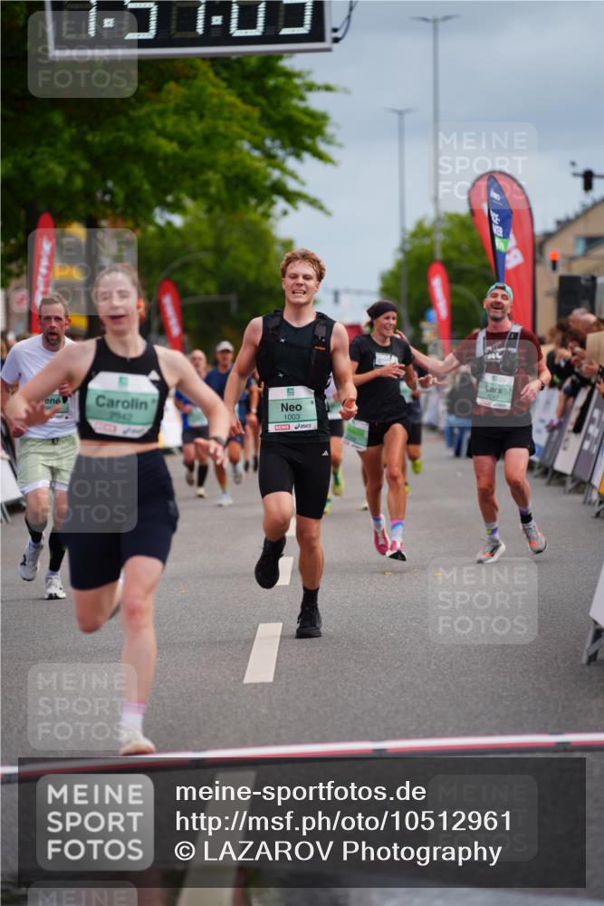 20.09.2026 - PSD Bank Halbmarathon LAZAROV Photography http://msf.ph/oto/10512961 20.09.2026 11:51:04 Ziel 1003, 2249, 2942, 2957, 3473, 4101 meine-sportfotos.de
