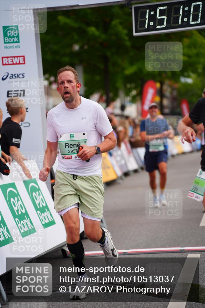 20.09.2026 - PSD Bank Halbmarathon LAZAROV Photography http://msf.ph/oto/10513037 20.09.2026 11:51:07 Ziel 1003, 1459, 2249, 2942, 2957, 3473, 3917, 4101, 4314, 4772 meine-sportfotos.de