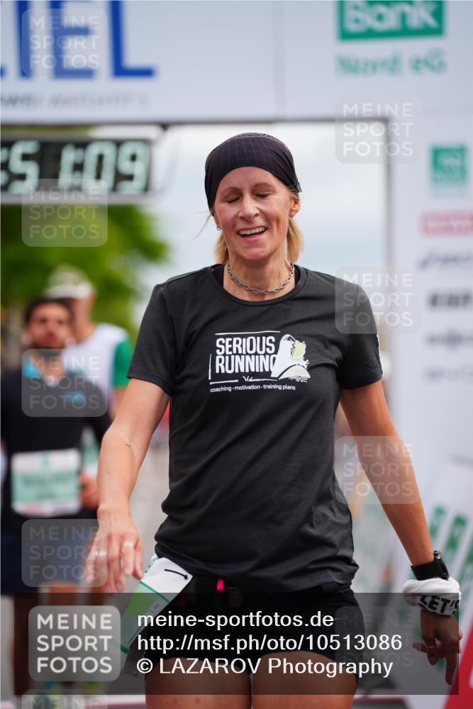 20.09.2026 - PSD Bank Halbmarathon LAZAROV Photography http://msf.ph/oto/10513086 20.09.2026 11:51:09 Ziel 1003, 1459, 1625, 2249, 2942, 2957, 3917, 4101, 4314, 4772 meine-sportfotos.de