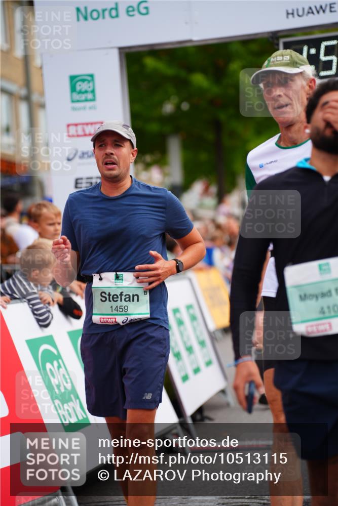 20.09.2026 - PSD Bank Halbmarathon LAZAROV Photography http://msf.ph/oto/10513115 20.09.2026 11:51:10 Ziel 1003, 1459, 1625, 2249, 2942, 2957, 3917, 4101, 4314, 4772 meine-sportfotos.de