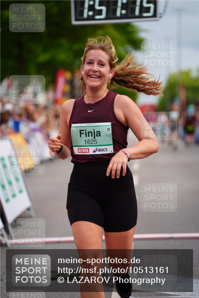 20.09.2026 - PSD Bank Halbmarathon LAZAROV Photography http://msf.ph/oto/10513161 20.09.2026 11:51:15 Ziel 1459, 1625, 2249, 2957, 3917, 4101, 4314, 4772 meine-sportfotos.de