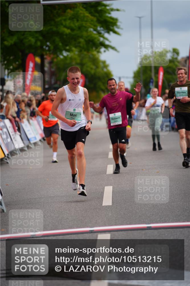 20.09.2026 - PSD Bank Halbmarathon LAZAROV Photography http://msf.ph/oto/10513215 20.09.2026 11:51:21 Ziel 1006, 1625, 2949, 3972, 3997, 4231, 4594, 4595 meine-sportfotos.de