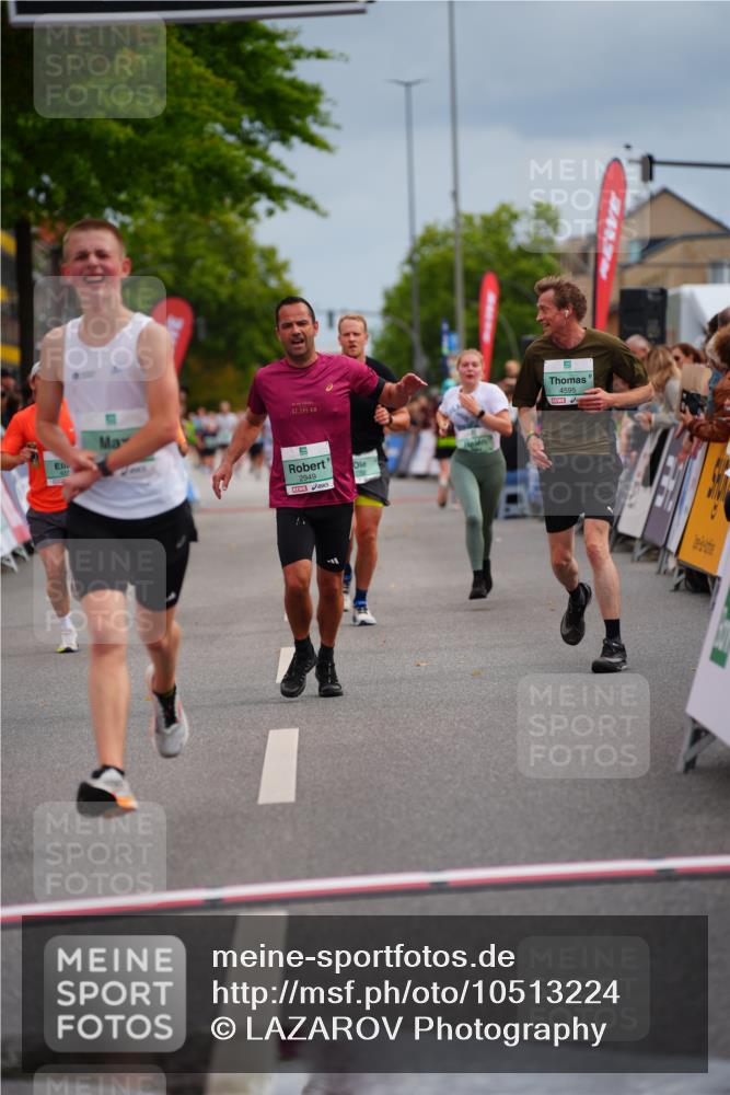 20.09.2026 - PSD Bank Halbmarathon LAZAROV Photography http://msf.ph/oto/10513224 20.09.2026 11:51:21 Ziel 1006, 1625, 2949, 3972, 3997, 4231, 4594, 4595 meine-sportfotos.de