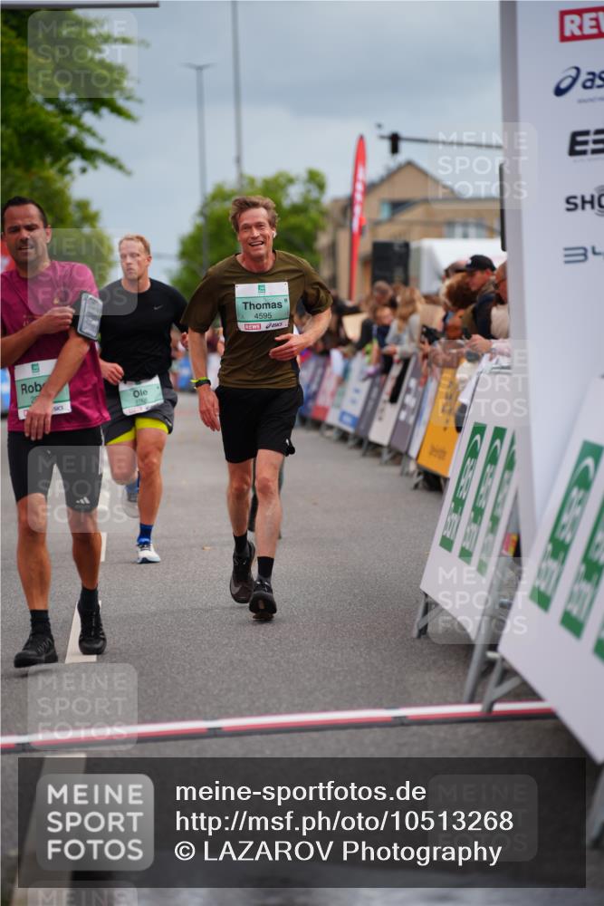 20.09.2026 - PSD Bank Halbmarathon LAZAROV Photography http://msf.ph/oto/10513268 20.09.2026 11:51:22 Ziel 1006, 2949, 3972, 3997, 4231, 4594, 4595 meine-sportfotos.de
