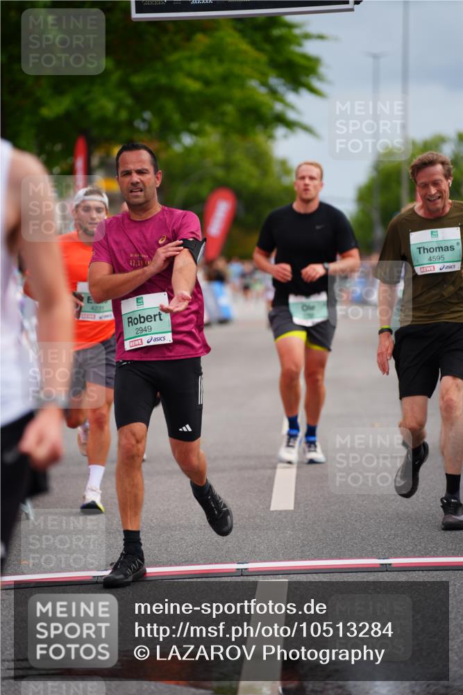 20.09.2026 - PSD Bank Halbmarathon LAZAROV Photography http://msf.ph/oto/10513284 20.09.2026 11:51:23 Ziel 1006, 2949, 3972, 3997, 4231, 4594, 4595 meine-sportfotos.de