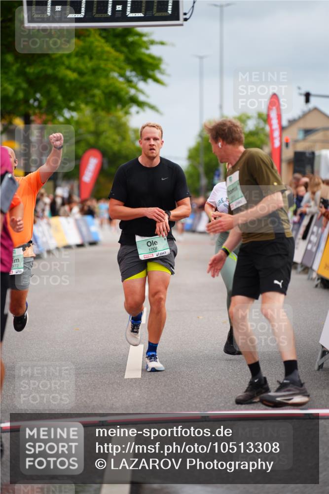 20.09.2026 - PSD Bank Halbmarathon LAZAROV Photography http://msf.ph/oto/10513308 20.09.2026 11:51:24 Ziel 1006, 2949, 3972, 3997, 4231, 4594, 4595 meine-sportfotos.de