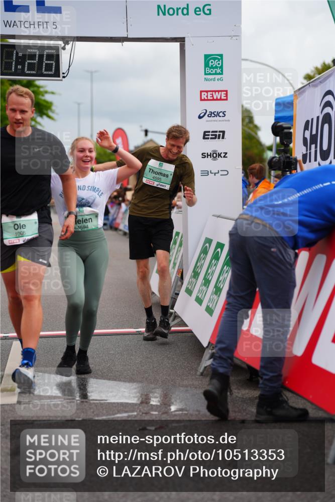 20.09.2026 - PSD Bank Halbmarathon LAZAROV Photography http://msf.ph/oto/10513353 20.09.2026 11:51:26 Ziel 1006, 2949, 3972, 3997, 4231, 4594, 4595 meine-sportfotos.de