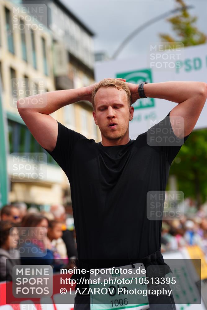 20.09.2026 - PSD Bank Halbmarathon LAZAROV Photography http://msf.ph/oto/10513395 20.09.2026 11:51:29 Ziel 1006, 2949, 3972, 3997, 4231, 4594, 4595 meine-sportfotos.de