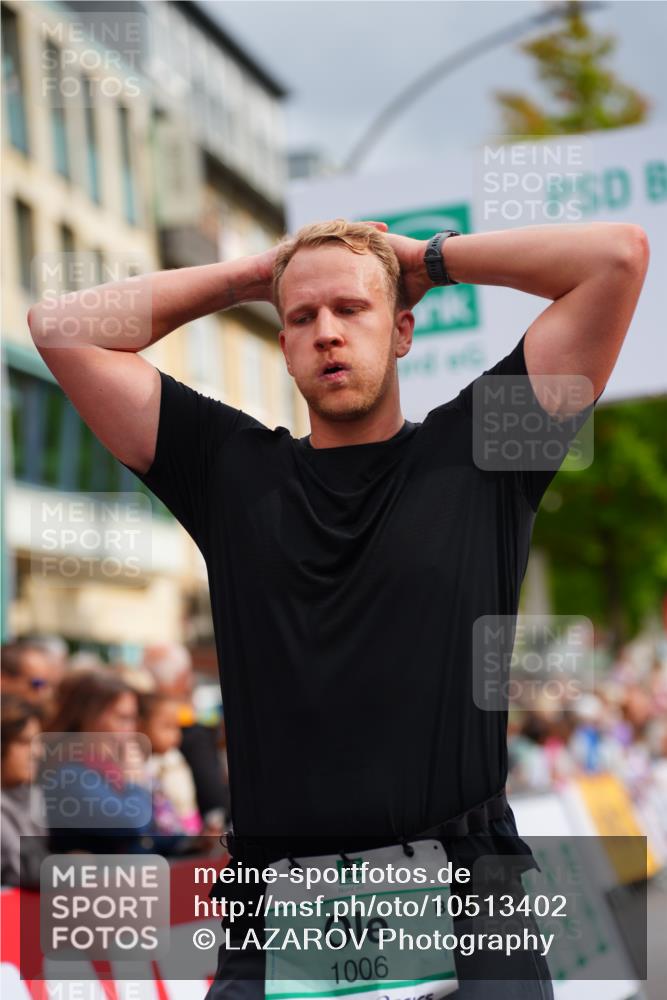 20.09.2026 - PSD Bank Halbmarathon LAZAROV Photography http://msf.ph/oto/10513402 20.09.2026 11:51:30 Ziel 1006, 2949, 3972, 3997, 4231, 4594, 4595 meine-sportfotos.de