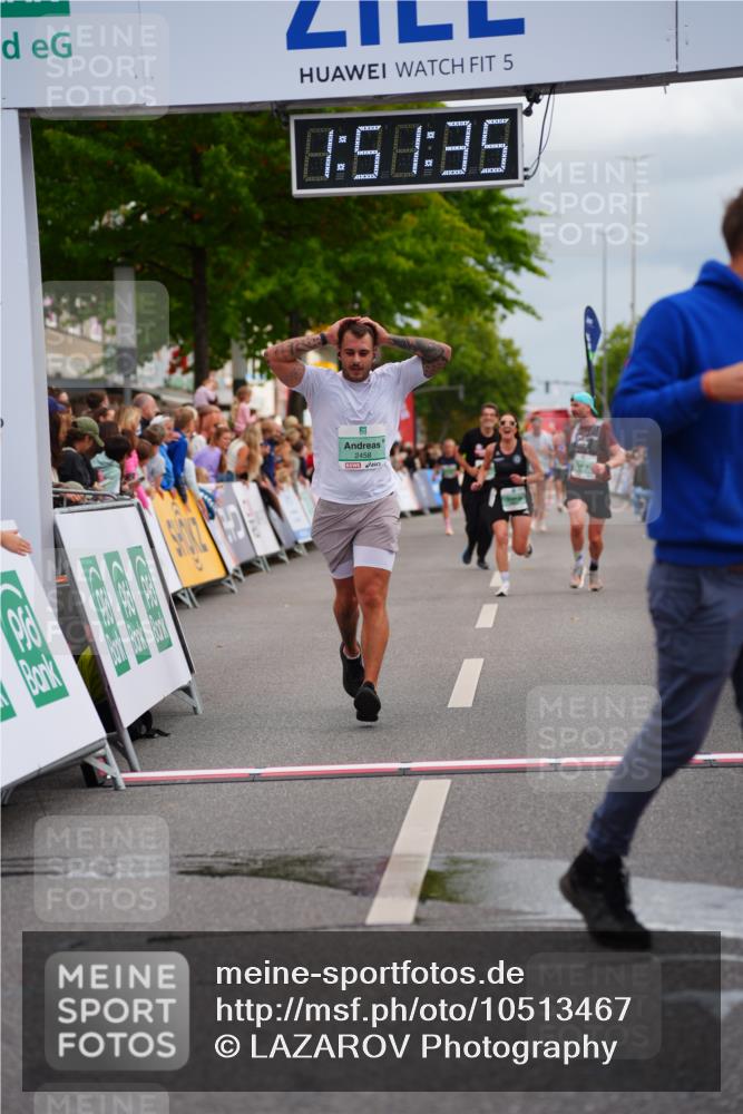 20.09.2026 - PSD Bank Halbmarathon LAZAROV Photography http://msf.ph/oto/10513467 20.09.2026 11:51:34 Ziel 2458, 3866 meine-sportfotos.de