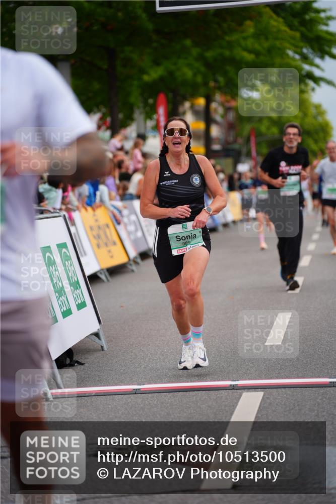 20.09.2026 - PSD Bank Halbmarathon LAZAROV Photography http://msf.ph/oto/10513500 20.09.2026 11:51:37 Ziel 2458, 2814, 3866, 4618 meine-sportfotos.de