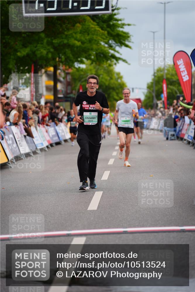 20.09.2026 - PSD Bank Halbmarathon LAZAROV Photography http://msf.ph/oto/10513524 20.09.2026 11:51:38 Ziel 2458, 2814, 3866, 4618 meine-sportfotos.de