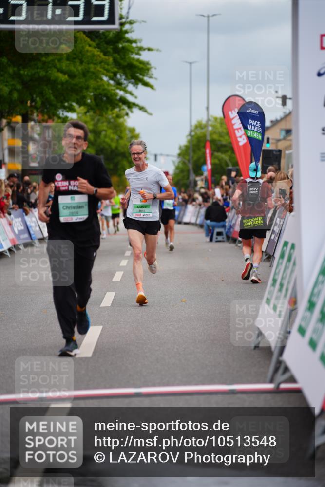 20.09.2026 - PSD Bank Halbmarathon LAZAROV Photography http://msf.ph/oto/10513548 20.09.2026 11:51:39 Ziel 2458, 2814, 3866, 4102, 4618 meine-sportfotos.de