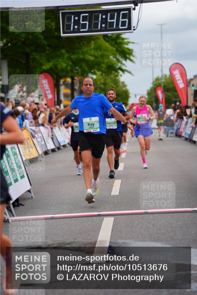 20.09.2026 - PSD Bank Halbmarathon LAZAROV Photography http://msf.ph/oto/10513676 20.09.2026 11:51:45 Ziel 1157, 1169, 1356, 2463, 2685, 2814, 3866, 4031, 4102, 4579, 4618 meine-sportfotos.de