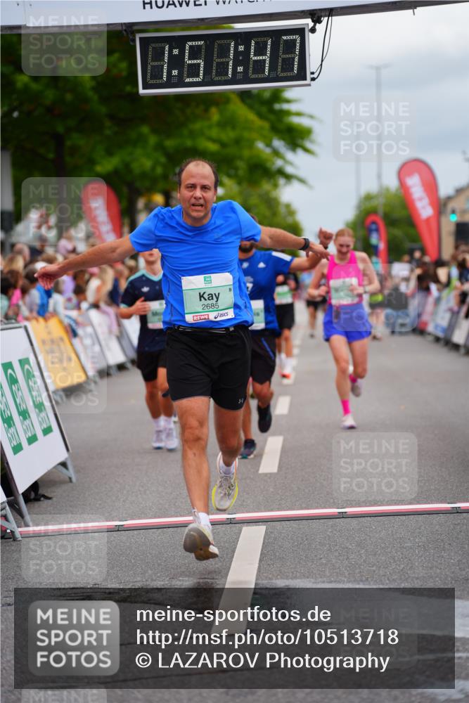 20.09.2026 - PSD Bank Halbmarathon LAZAROV Photography http://msf.ph/oto/10513718 20.09.2026 11:51:46 Ziel 1157, 1169, 1356, 2463, 2685, 2814, 4031, 4102, 4579, 4618, 4737 meine-sportfotos.de