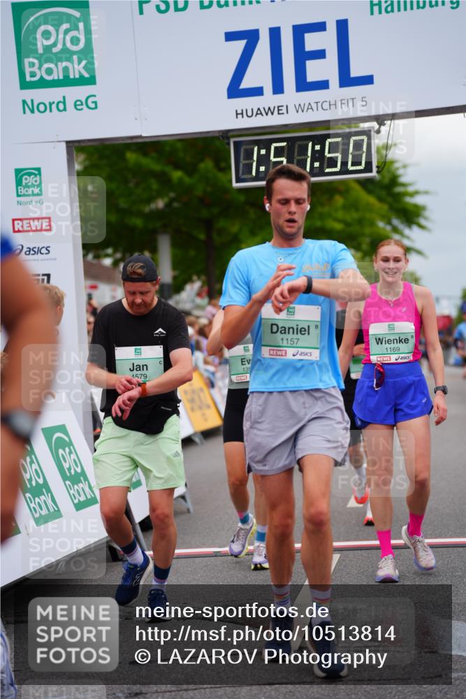 20.09.2026 - PSD Bank Halbmarathon LAZAROV Photography http://msf.ph/oto/10513814 20.09.2026 11:51:50 Ziel 1157, 1169, 1356, 2463, 2503, 2685, 3074, 4031, 4102, 4579, 4737 meine-sportfotos.de