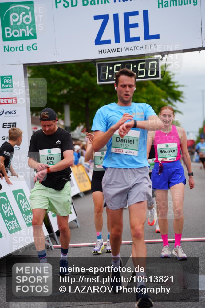 20.09.2026 - PSD Bank Halbmarathon LAZAROV Photography http://msf.ph/oto/10513821 20.09.2026 11:51:50 Ziel 1157, 1169, 1356, 2463, 2503, 2685, 3074, 4031, 4102, 4579, 4737 meine-sportfotos.de