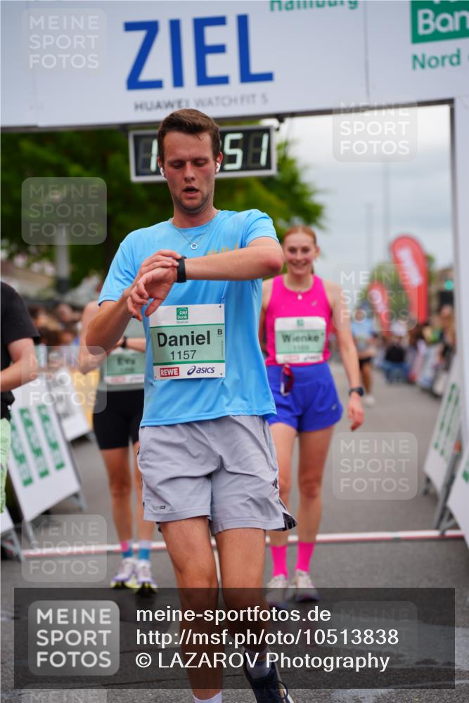 20.09.2026 - PSD Bank Halbmarathon LAZAROV Photography http://msf.ph/oto/10513838 20.09.2026 11:51:50 Ziel 1157, 1169, 1356, 2463, 2503, 2685, 3074, 4031, 4102, 4579, 4737 meine-sportfotos.de