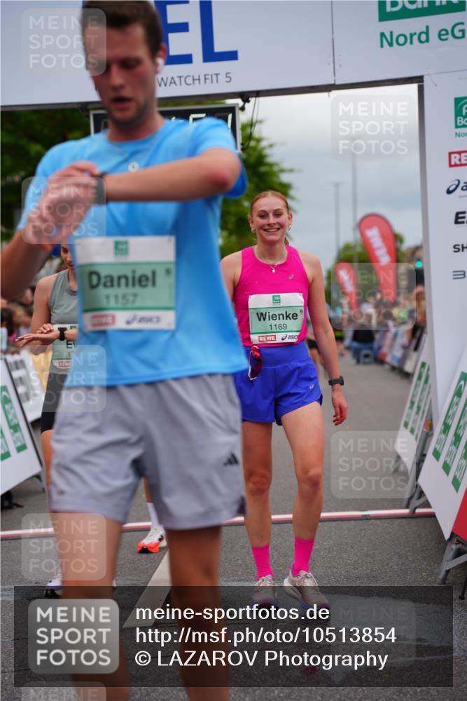 20.09.2026 - PSD Bank Halbmarathon LAZAROV Photography http://msf.ph/oto/10513854 20.09.2026 11:51:51 Ziel 1157, 1169, 1356, 2463, 2503, 2685, 3074, 4031, 4102, 4579, 4737 meine-sportfotos.de