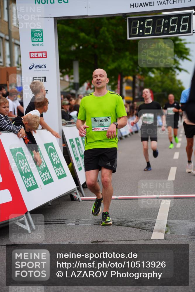 20.09.2026 - PSD Bank Halbmarathon LAZAROV Photography http://msf.ph/oto/10513926 20.09.2026 11:51:55 Ziel 1157, 1169, 1356, 1729, 2463, 2503, 2850, 3074, 4031, 4579, 4737 meine-sportfotos.de
