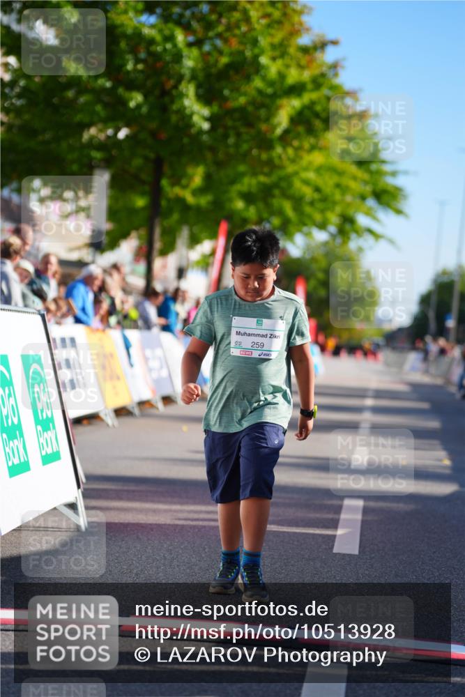20.09.2026 - PSD Bank Halbmarathon LAZAROV Photography http://msf.ph/oto/10513928 20.09.2026 10:40:40 Laufen 259 meine-sportfotos.de