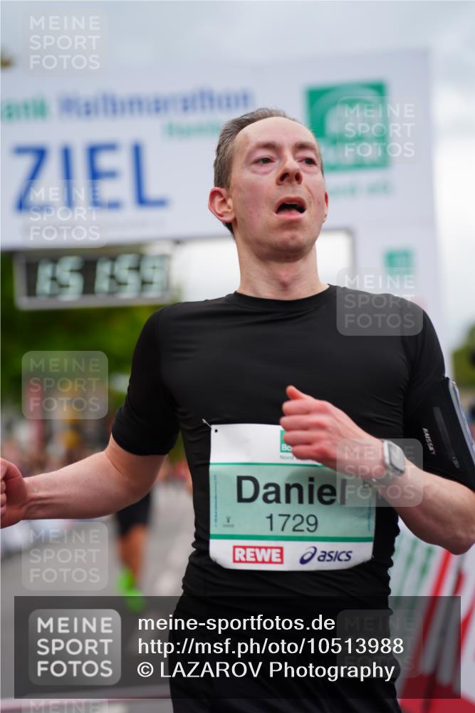 20.09.2026 - PSD Bank Halbmarathon LAZAROV Photography http://msf.ph/oto/10513988 20.09.2026 11:51:58 Ziel 1729, 2503, 2850, 3074, 3327, 4737 meine-sportfotos.de
