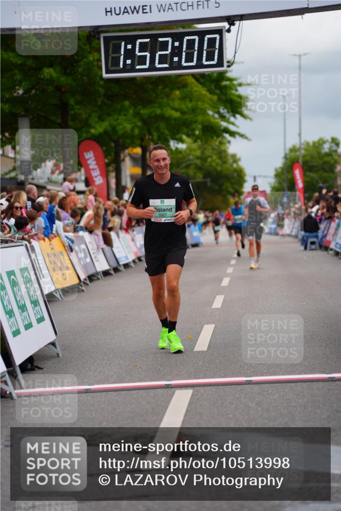 20.09.2026 - PSD Bank Halbmarathon LAZAROV Photography http://msf.ph/oto/10513998 20.09.2026 11:52:00 Ziel 1729, 2503, 2850, 3074, 3327 meine-sportfotos.de