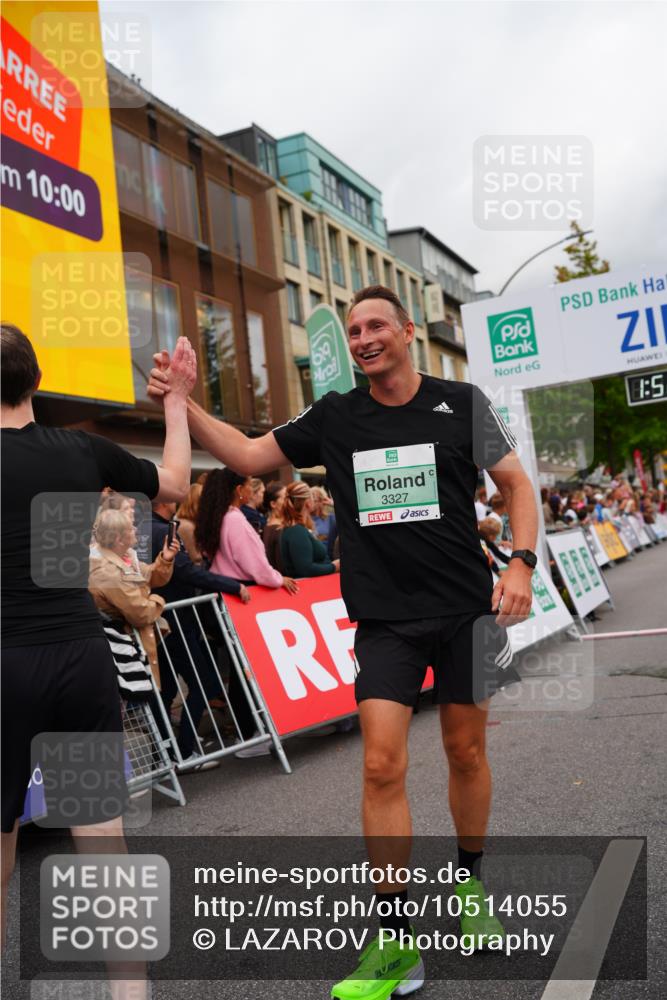 20.09.2026 - PSD Bank Halbmarathon LAZAROV Photography http://msf.ph/oto/10514055 20.09.2026 11:52:05 Ziel 2830, 2850, 3049, 3327 meine-sportfotos.de