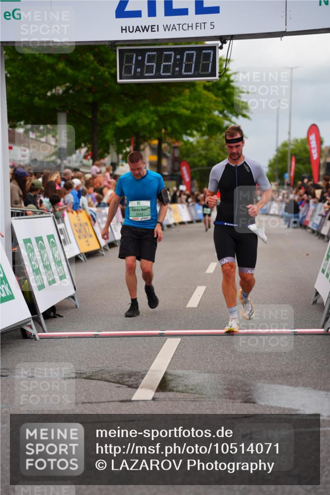 20.09.2026 - PSD Bank Halbmarathon LAZAROV Photography http://msf.ph/oto/10514071 20.09.2026 11:52:07 Ziel 2830, 3049, 3327 meine-sportfotos.de