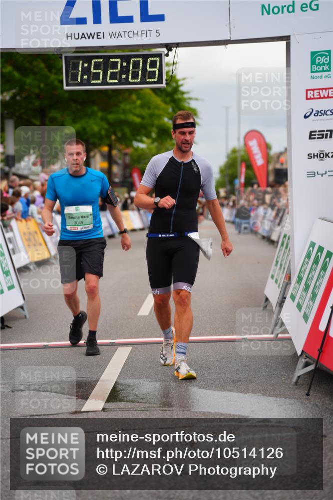 20.09.2026 - PSD Bank Halbmarathon LAZAROV Photography http://msf.ph/oto/10514126 20.09.2026 11:52:08 Ziel 2830, 3049, 3327 meine-sportfotos.de