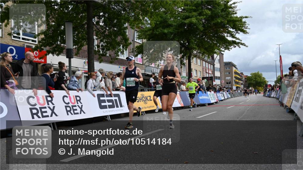 20.09.2026 - PSD Bank Halbmarathon J. Mangold http://msf.ph/oto/10514184 20.09.2026 11:40:49 Ziel 2227, 2474, 2506, 2822, 2829 meine-sportfotos.de