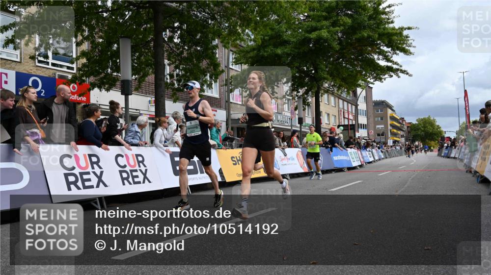 20.09.2026 - PSD Bank Halbmarathon J. Mangold http://msf.ph/oto/10514192 20.09.2026 11:40:49 Ziel 2227, 2474, 2506, 2822, 2829 meine-sportfotos.de