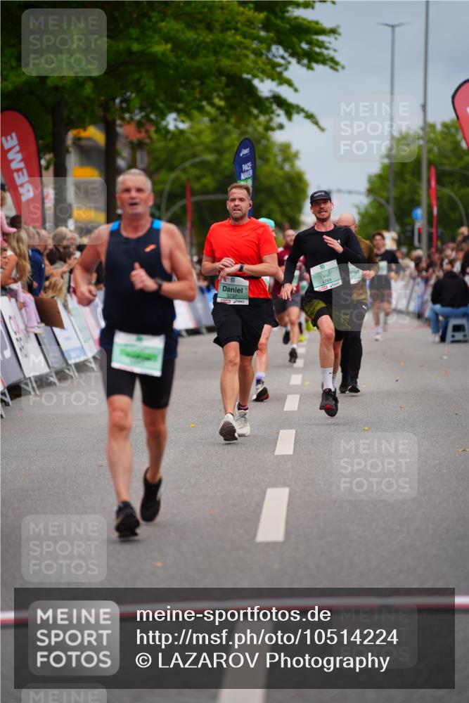 20.09.2026 - PSD Bank Halbmarathon LAZAROV Photography http://msf.ph/oto/10514224 20.09.2026 11:52:15 Ziel 2830, 3049, 3737, 4680, 4789 meine-sportfotos.de