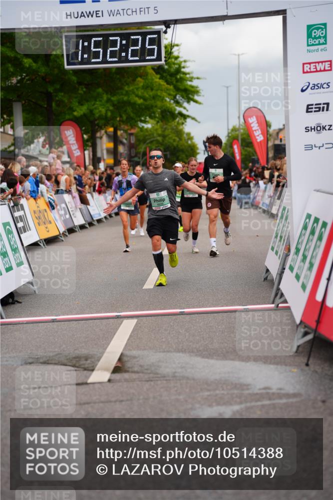 20.09.2026 - PSD Bank Halbmarathon LAZAROV Photography http://msf.ph/oto/10514388 20.09.2026 11:52:25 Ziel 1152, 3042, 3512, 3664, 3737, 4539, 4609, 4680, 4789 meine-sportfotos.de