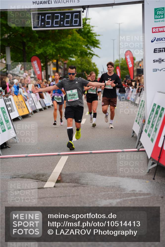 20.09.2026 - PSD Bank Halbmarathon LAZAROV Photography http://msf.ph/oto/10514413 20.09.2026 11:52:25 Ziel 1152, 3042, 3512, 3664, 3737, 4539, 4609, 4680, 4789 meine-sportfotos.de
