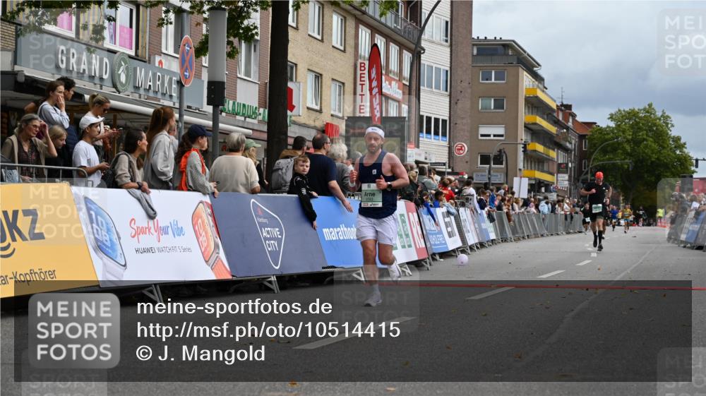 20.09.2026 - PSD Bank Halbmarathon J. Mangold http://msf.ph/oto/10514415 20.09.2026 11:41:29 Ziel 3306, 3743, 4012 meine-sportfotos.de