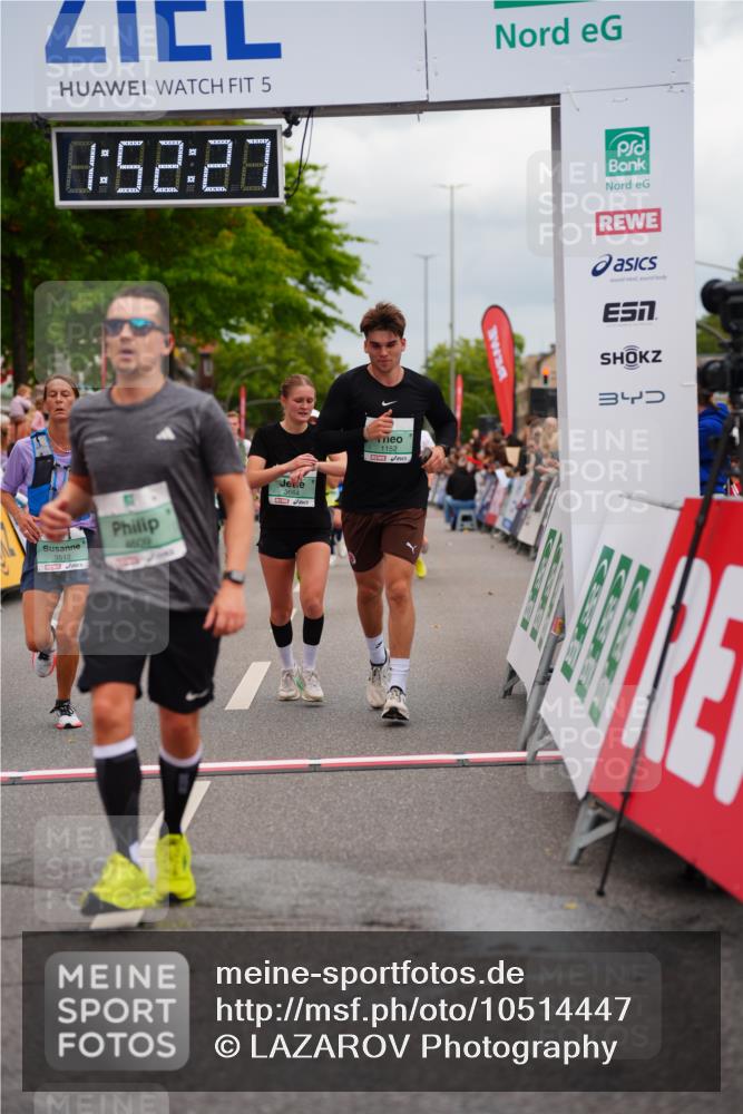 20.09.2026 - PSD Bank Halbmarathon LAZAROV Photography http://msf.ph/oto/10514447 20.09.2026 11:52:27 Ziel 1152, 3042, 3047, 3512, 3664, 3737, 4539, 4609, 4714 meine-sportfotos.de