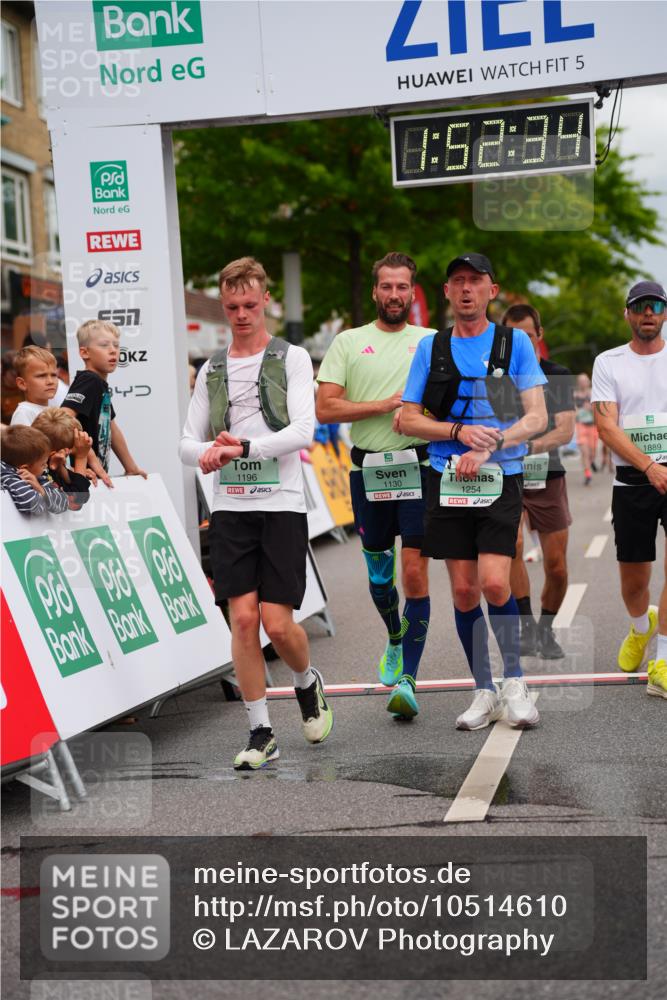 20.09.2026 - PSD Bank Halbmarathon LAZAROV Photography http://msf.ph/oto/10514610 20.09.2026 11:52:33 Ziel 1130, 1152, 1196, 1254, 1732, 1889, 3047, 3512, 3664, 4071, 4609, 4714, 4768 meine-sportfotos.de
