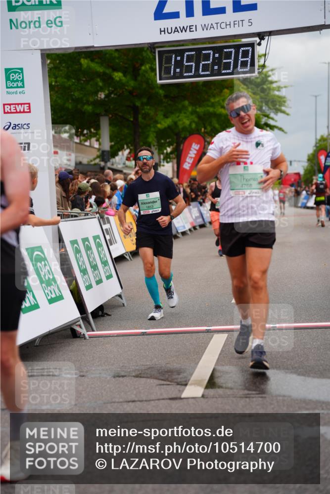 20.09.2026 - PSD Bank Halbmarathon LAZAROV Photography http://msf.ph/oto/10514700 20.09.2026 11:52:37 Ziel 1130, 1196, 1254, 1732, 1853, 1889, 3047, 4071, 4714, 4768 meine-sportfotos.de