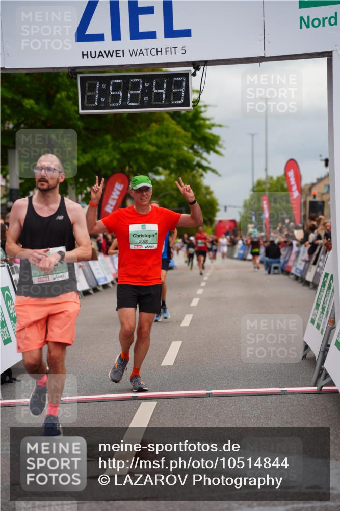20.09.2026 - PSD Bank Halbmarathon LAZAROV Photography http://msf.ph/oto/10514844 20.09.2026 11:52:42 Ziel 1853, 2028, 2113, 3227, 3515, 4071, 4768 meine-sportfotos.de