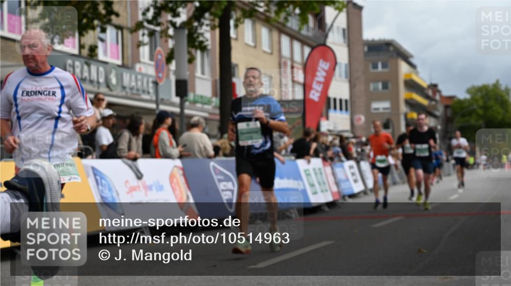 20.09.2026 - PSD Bank Halbmarathon J. Mangold http://msf.ph/oto/10514963 20.09.2026 11:42:38 Ziel 1258, 1888, 2241, 3892, 4008, 4294, 4385, 4541, 4634, 4760 meine-sportfotos.de