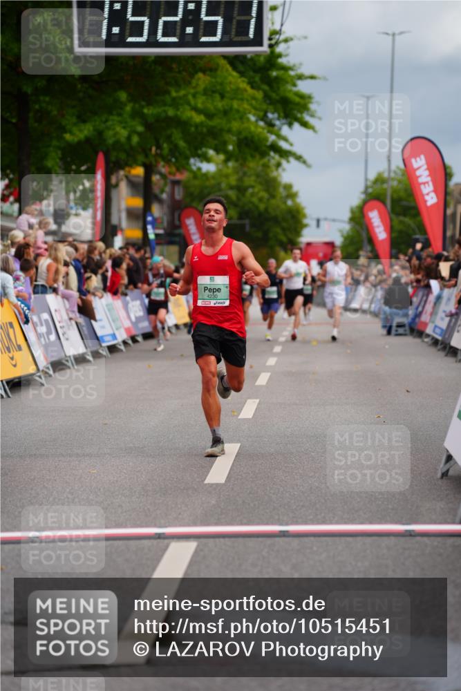 20.09.2026 - PSD Bank Halbmarathon LAZAROV Photography http://msf.ph/oto/10515451 20.09.2026 11:52:50 Ziel 2028, 2113, 3227, 3515, 4230 meine-sportfotos.de