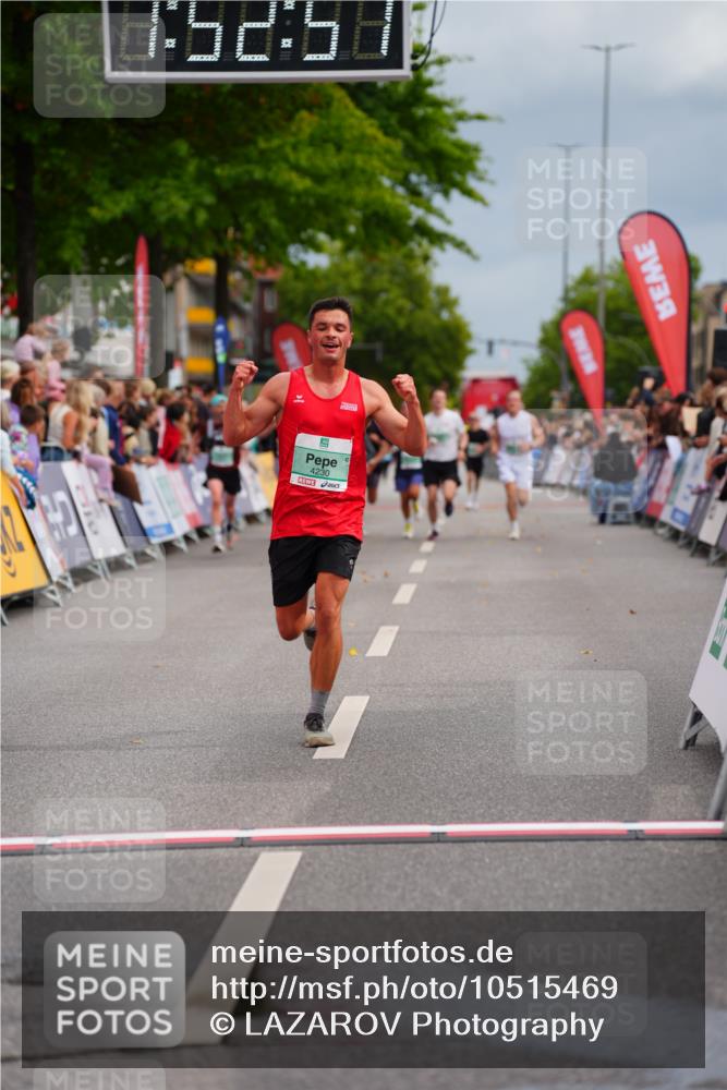 20.09.2026 - PSD Bank Halbmarathon LAZAROV Photography http://msf.ph/oto/10515469 20.09.2026 11:52:51 Ziel 2028, 2113, 3227, 4230 meine-sportfotos.de