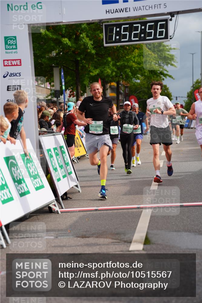 20.09.2026 - PSD Bank Halbmarathon LAZAROV Photography http://msf.ph/oto/10515567 20.09.2026 11:52:56 Ziel 1365, 2528, 3018, 3050, 4020, 4230, 4451, 4757 meine-sportfotos.de