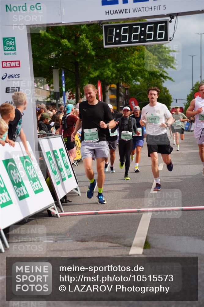 20.09.2026 - PSD Bank Halbmarathon LAZAROV Photography http://msf.ph/oto/10515573 20.09.2026 11:52:56 Ziel 1365, 2528, 3018, 3050, 4020, 4230, 4451, 4757 meine-sportfotos.de